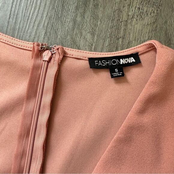 Fashion Nova Dusty Pink Ruffle Dress Small Feminine Surplice Wrap - Picture 4 of 11